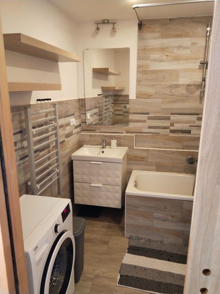 Predaj bytu 4-izbový 83 m², Kollárova, Mariánské Lázně, Karlovarský kraj Predaj bytu 4-izbový 83 m², Kollárova, Mariánské Lázně, Karlovarský kraj