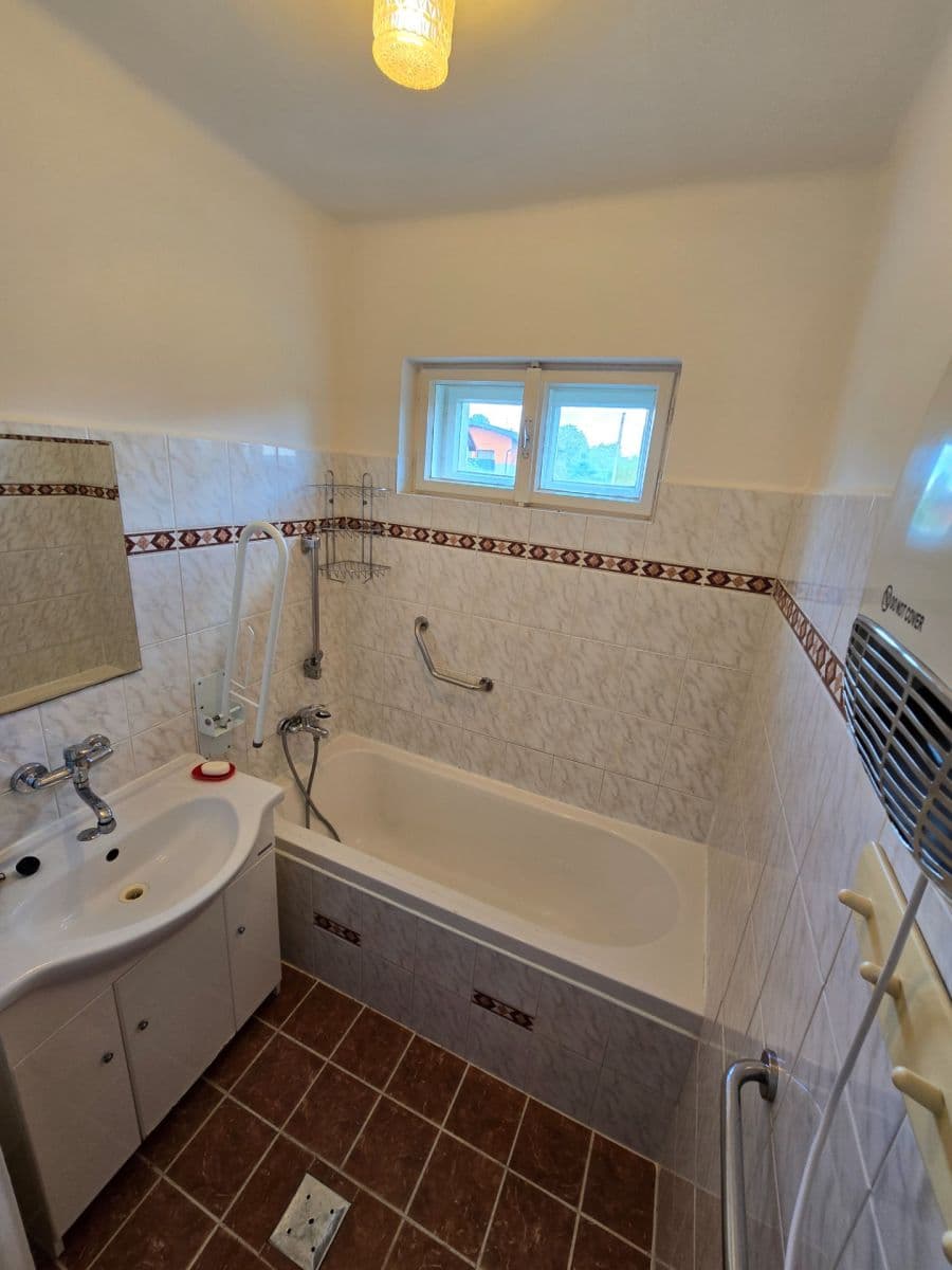 Predaj domu 180 m², pozemek 796 m², Fryčovice, Moravskoslezský kraj Predaj domu 180 m², pozemek 796 m², Fryčovice, Moravskoslezský kraj