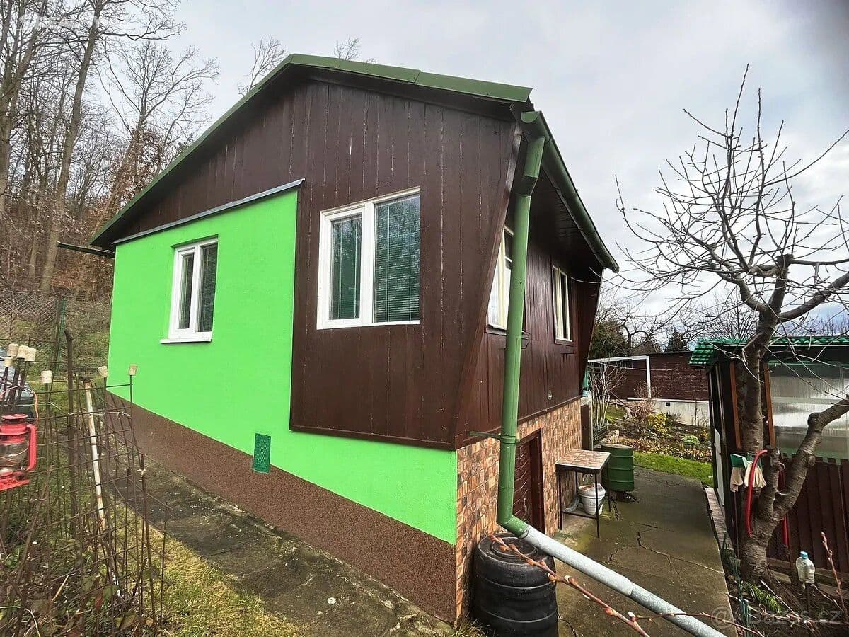 Predaj rekreačného objektu 25 m², pozemek 261 m², Kadaň, Ústecký kraj Predaj rekreačného objektu 25 m², pozemek 261 m², Kadaň, Ústecký kraj