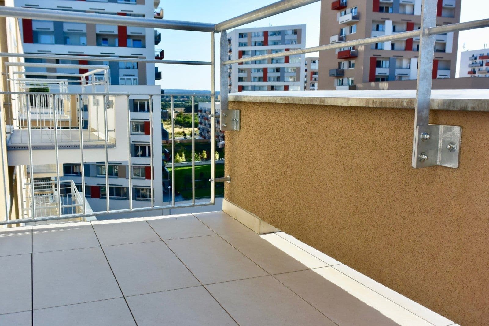 Prenájom bytu 1-izbový 30 m², Mantovská, Praha, Praha Prenájom bytu 1-izbový 30 m², Mantovská, Praha, Praha