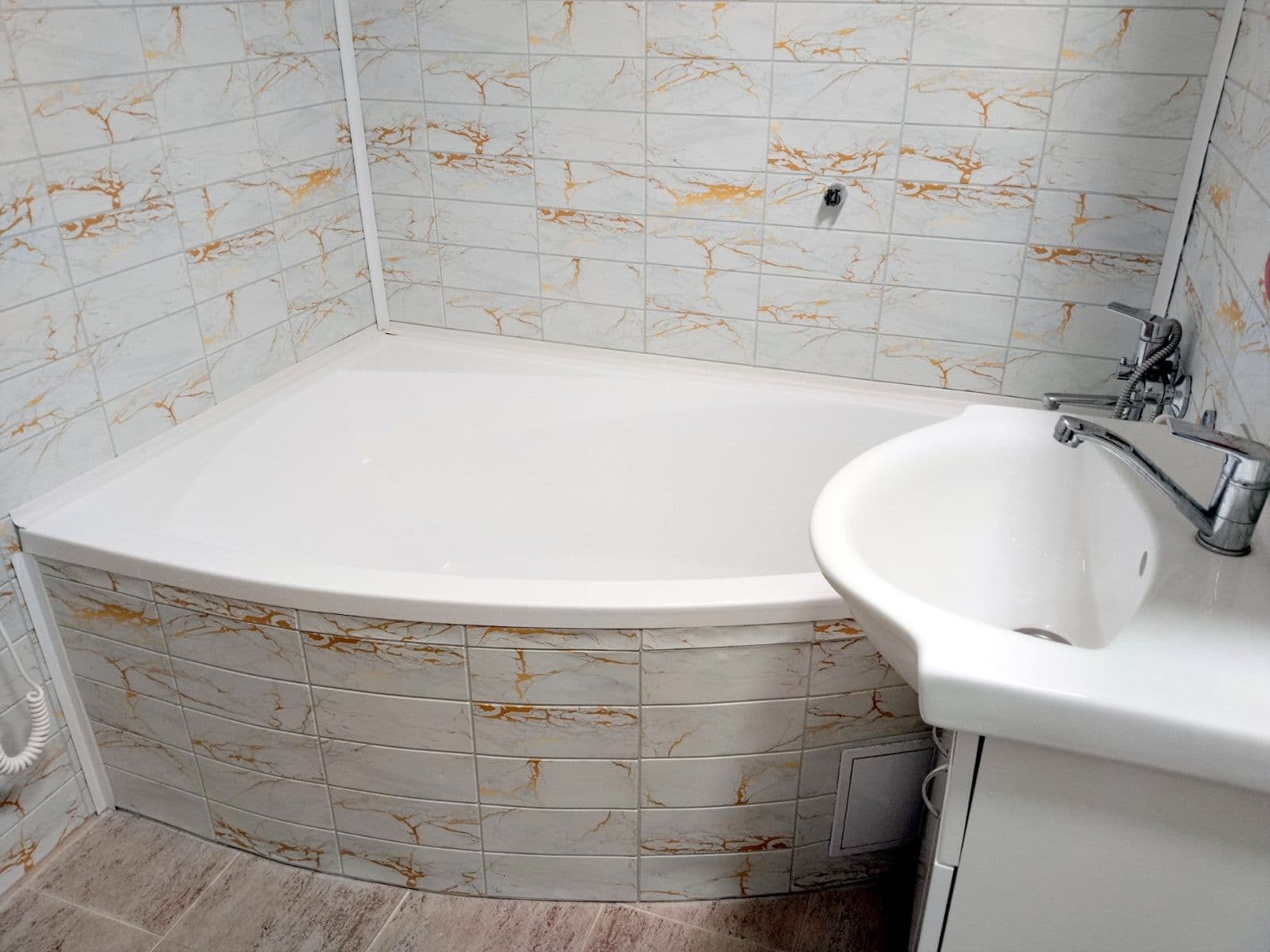 Predaj bytu 3-izbový 70 m², Polní, Rumburk, Ústecký kraj Predaj bytu 3-izbový 70 m², Polní, Rumburk, Ústecký kraj