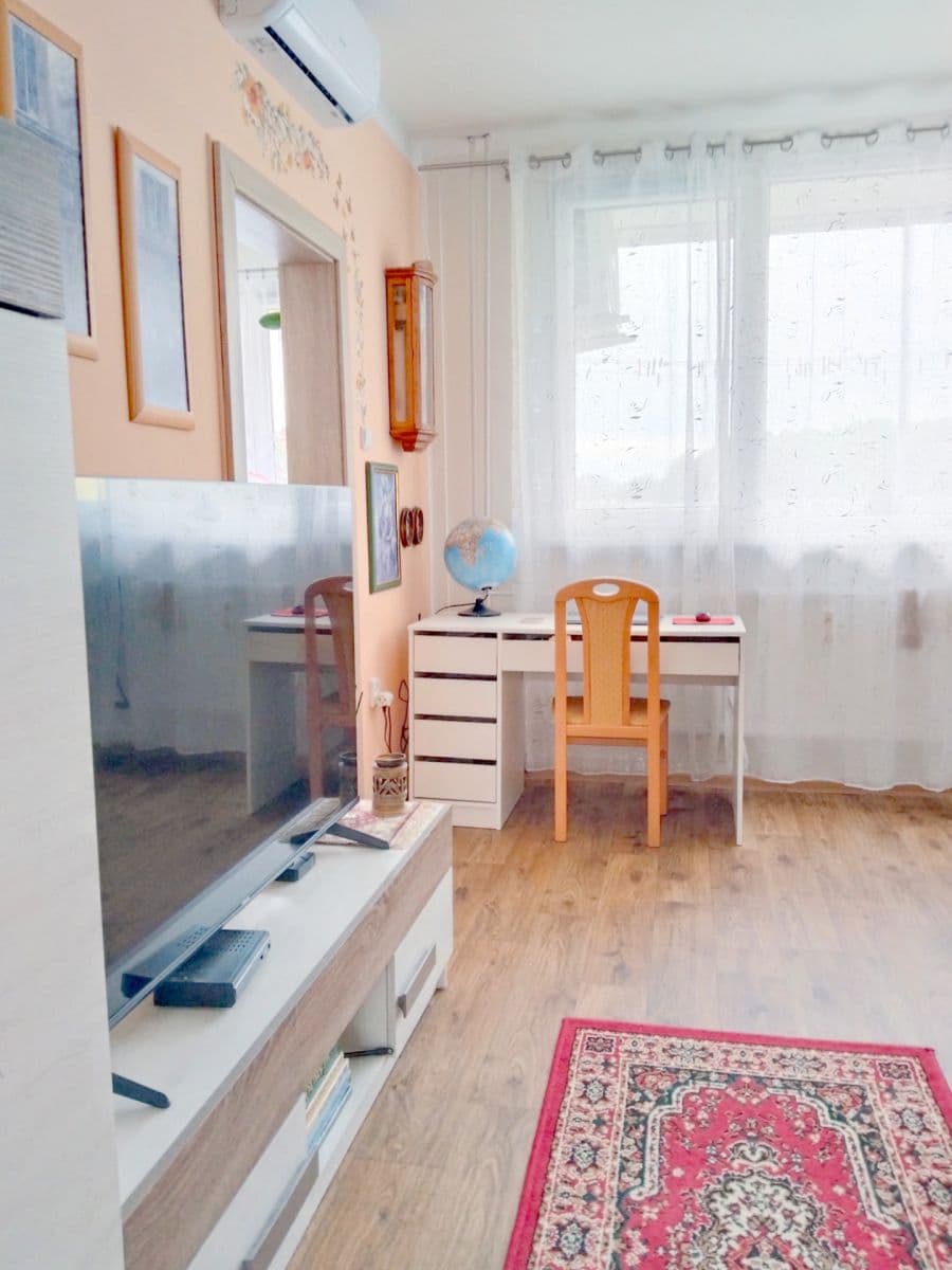 Predaj bytu 3-izbový 70 m², Polní, Rumburk, Ústecký kraj Predaj bytu 3-izbový 70 m², Polní, Rumburk, Ústecký kraj