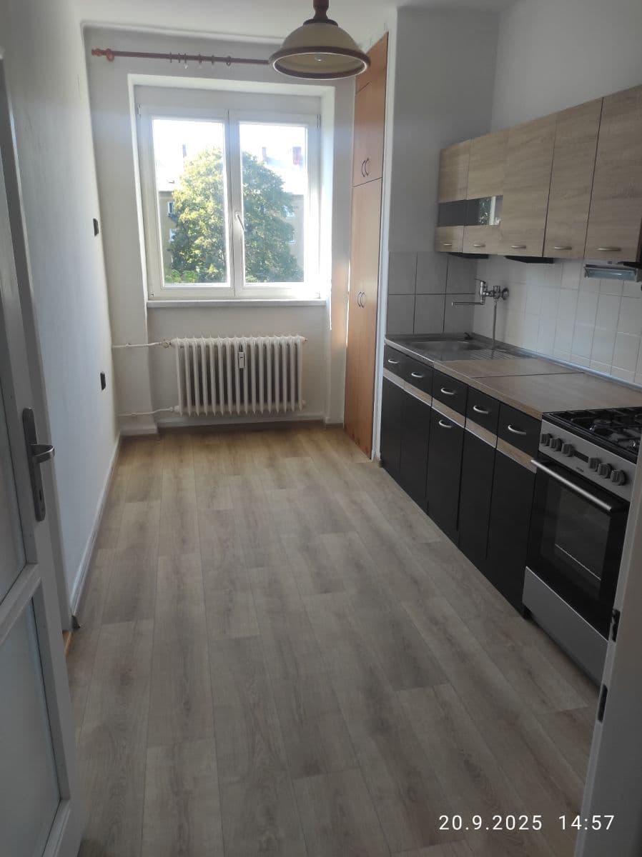 Prenájom bytu 2-izbový 62 m², Bohuslava Martinů, Ostrava, Moravskoslezský kraj Prenájom bytu 2-izbový 62 m², Bohuslava Martinů, Ostrava, Moravskoslezský kraj