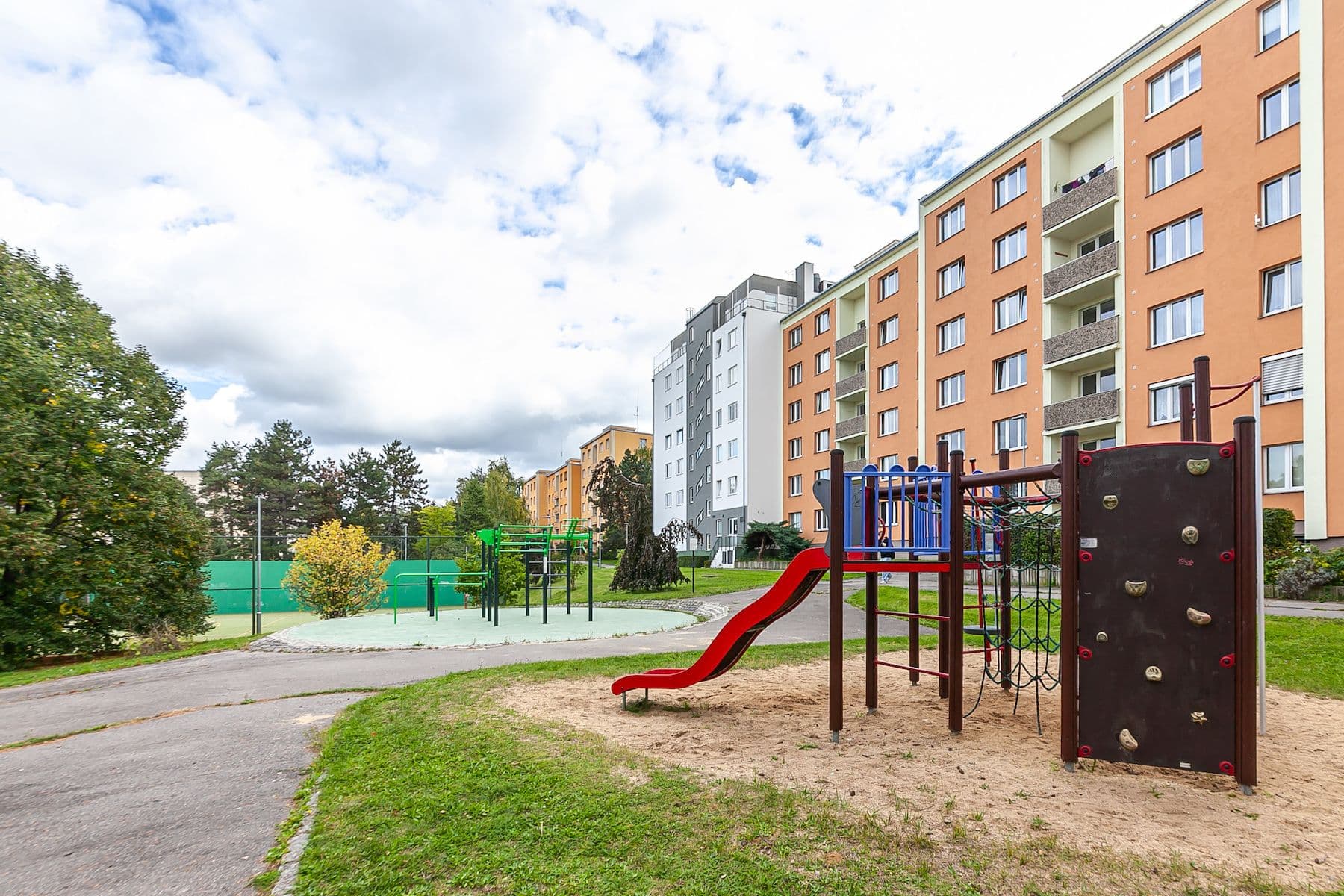 Predaj bytu 3-izbový 98 m², Na Groši, Praha, Praha Predaj bytu 3-izbový 98 m², Na Groši, Praha, Praha