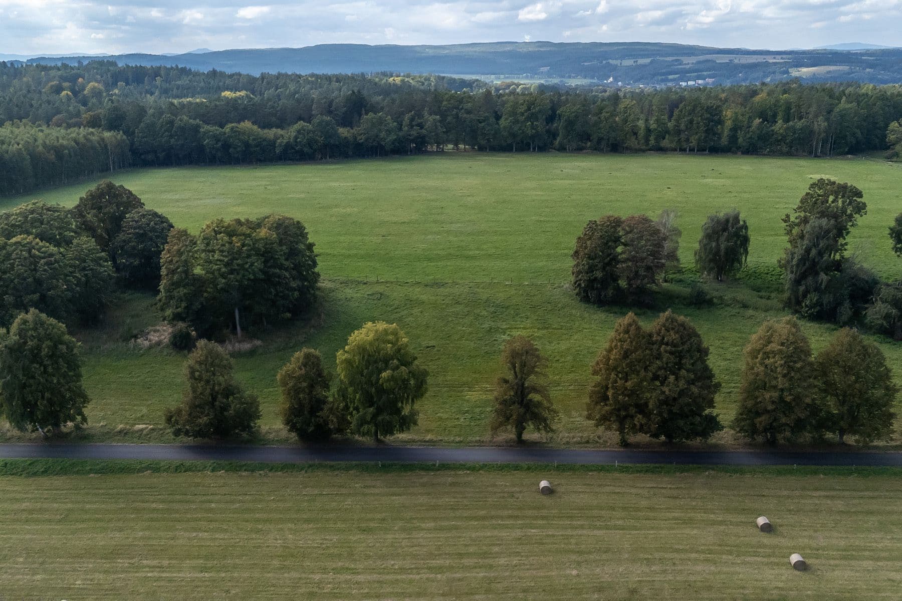 Predaj pozemku 3.850 m², Pertoltice, Liberecký kraj Predaj pozemku 3.850 m², Pertoltice, Liberecký kraj