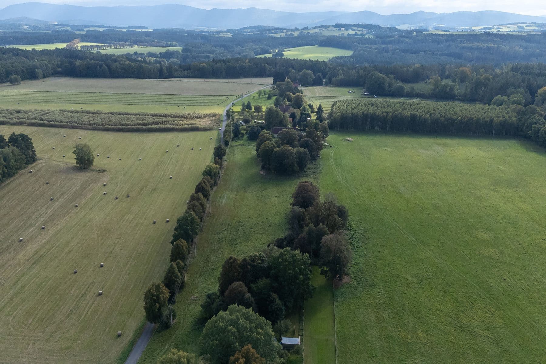 Predaj pozemku 10.713 m², Pertoltice, Liberecký kraj Predaj pozemku 10.713 m², Pertoltice, Liberecký kraj