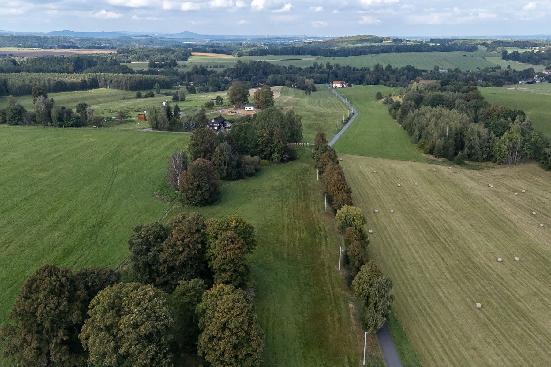 Predaj pozemku 10.713 m², Pertoltice, Liberecký kraj Predaj pozemku 10.713 m², Pertoltice, Liberecký kraj