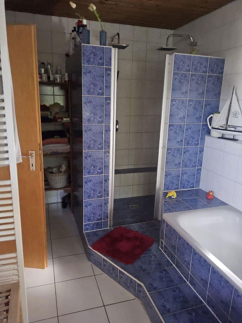 Predaj domu 179 m², pozemek 343 m², Dettenheim, Bádensko-Wurttembersko Predaj domu 179 m², pozemek 343 m², Dettenheim, Bádensko-Wurttembersko