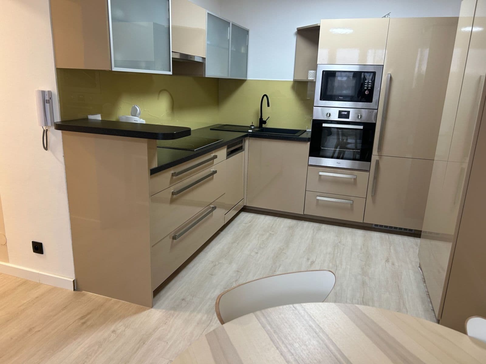 Prenájom bytu 2-izbový 63 m², Stankovského, Čelákovice, Středočeský kraj Prenájom bytu 2-izbový 63 m², Stankovského, Čelákovice, Středočeský kraj