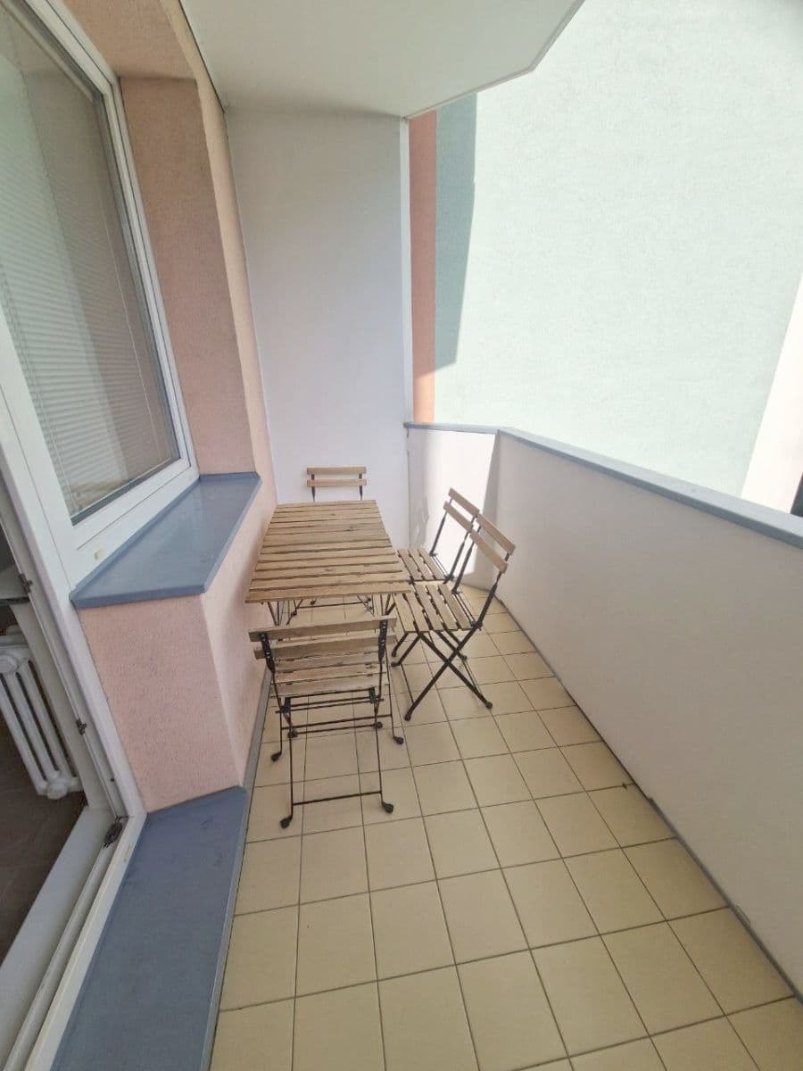 Predaj bytu 3-izbový 72 m², Na Loučkách, Kuřim, Jihomoravský kraj Predaj bytu 3-izbový 72 m², Na Loučkách, Kuřim, Jihomoravský kraj