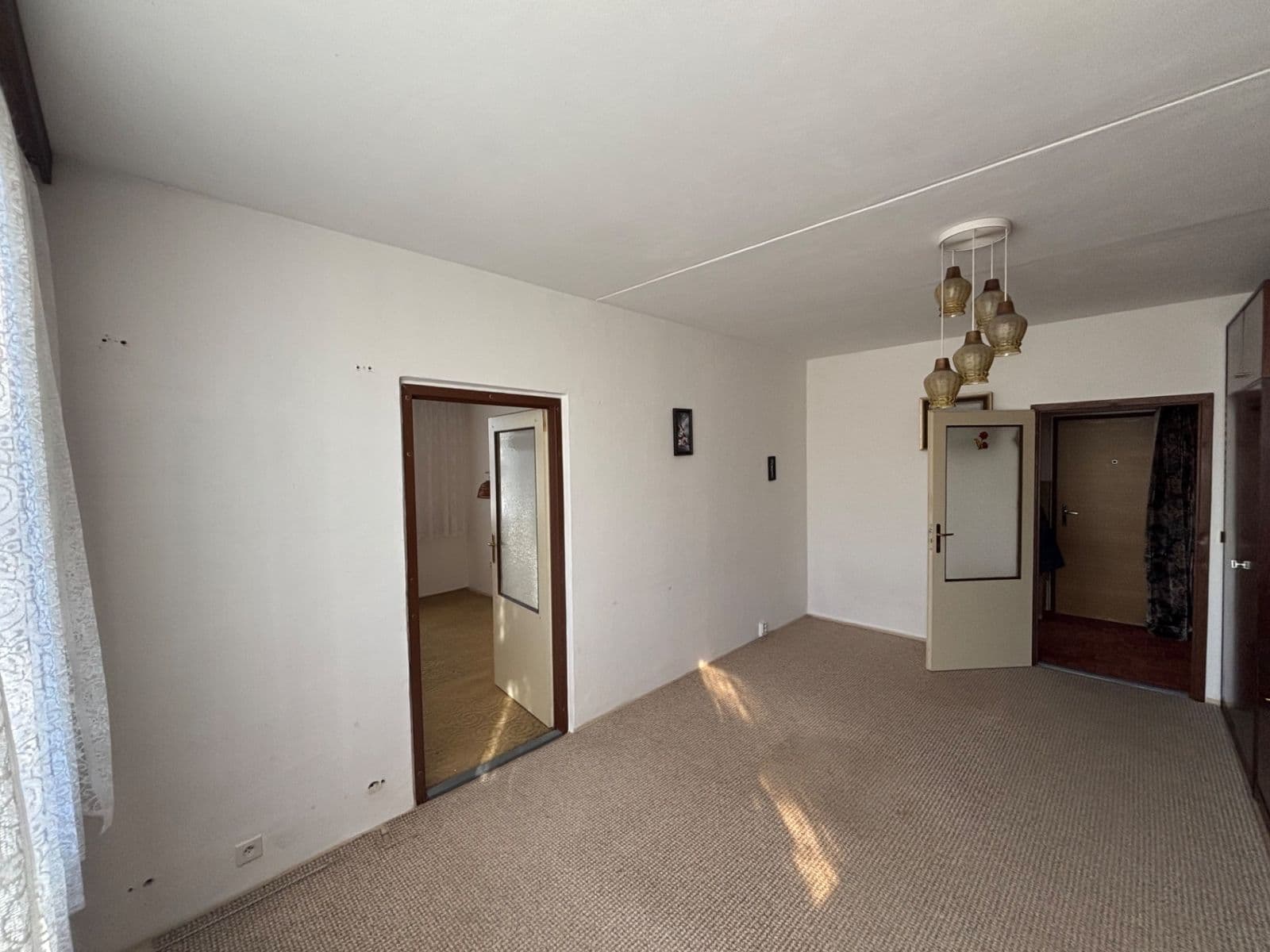 Prenájom bytu 3-izbový 70 m², Erno Košťála, Pardubice, Pardubický kraj Prenájom bytu 3-izbový 70 m², Erno Košťála, Pardubice, Pardubický kraj