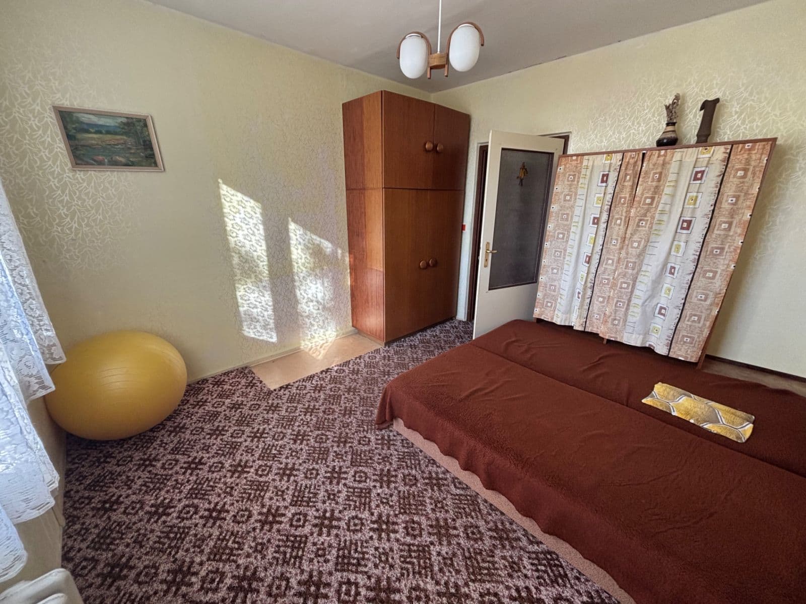 Prenájom bytu 3-izbový 70 m², Erno Košťála, Pardubice, Pardubický kraj Prenájom bytu 3-izbový 70 m², Erno Košťála, Pardubice, Pardubický kraj