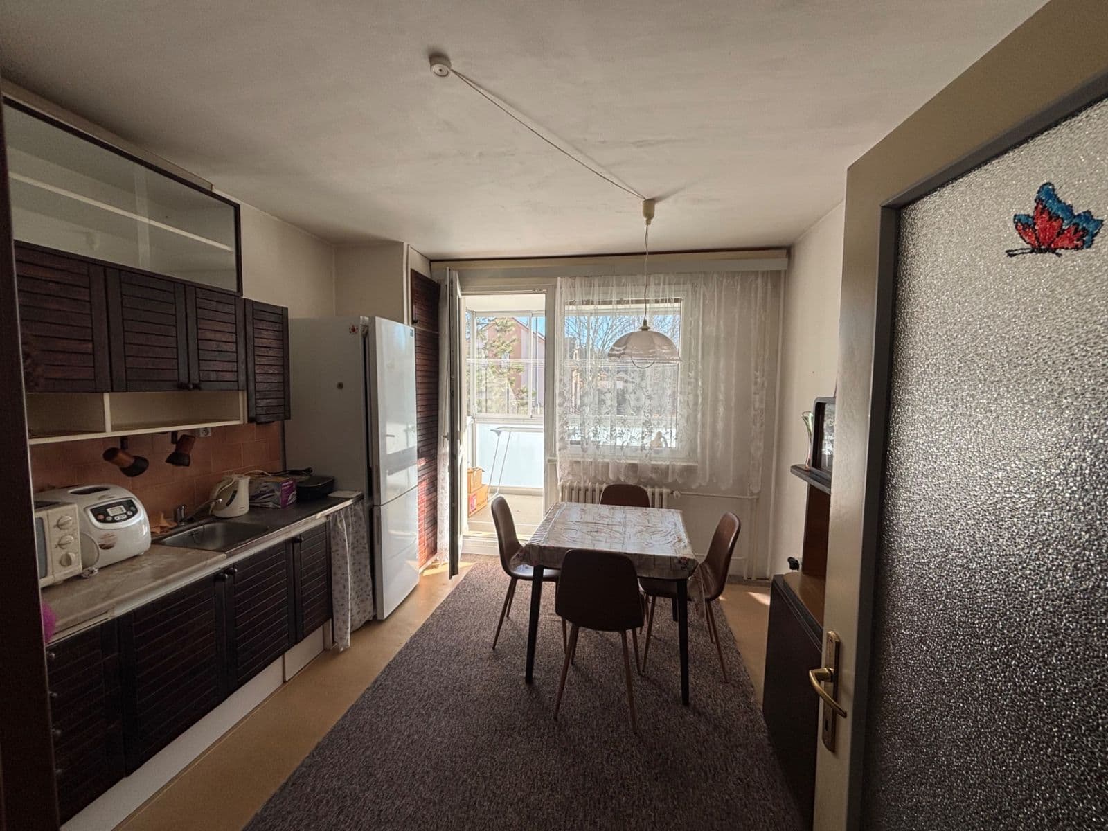 Prenájom bytu 3-izbový 70 m², Erno Košťála, Pardubice, Pardubický kraj Prenájom bytu 3-izbový 70 m², Erno Košťála, Pardubice, Pardubický kraj