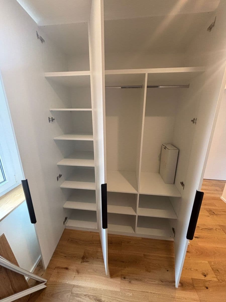 Prenájom bytu 3-izbový 62 m², Bednářská, Praha, Praha Prenájom bytu 3-izbový 62 m², Bednářská, Praha, Praha