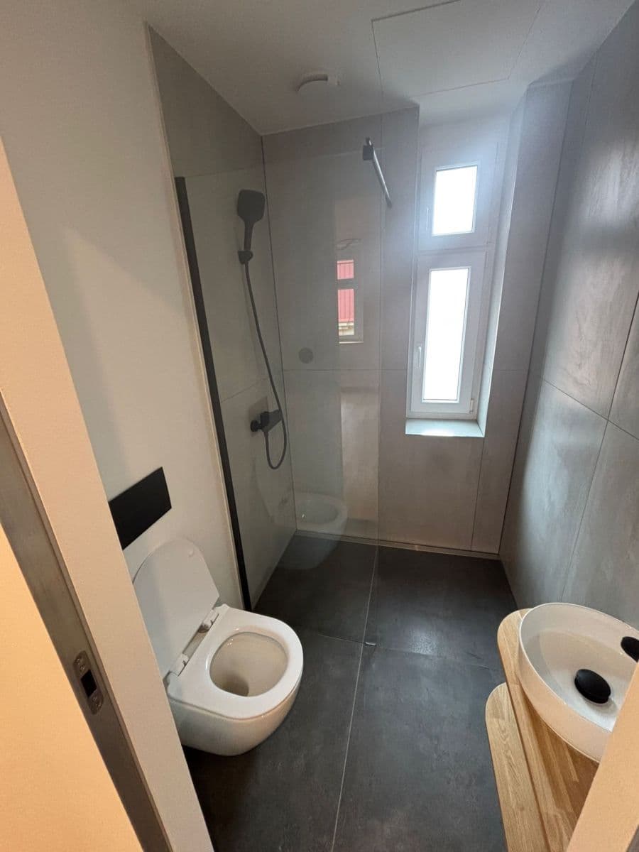 Prenájom bytu 3-izbový 62 m², Bednářská, Praha, Praha Prenájom bytu 3-izbový 62 m², Bednářská, Praha, Praha