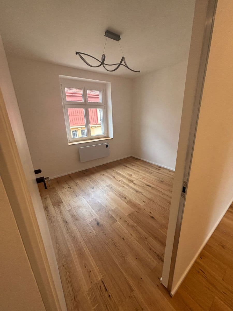 Prenájom bytu 3-izbový 62 m², Bednářská, Praha, Praha Prenájom bytu 3-izbový 62 m², Bednářská, Praha, Praha