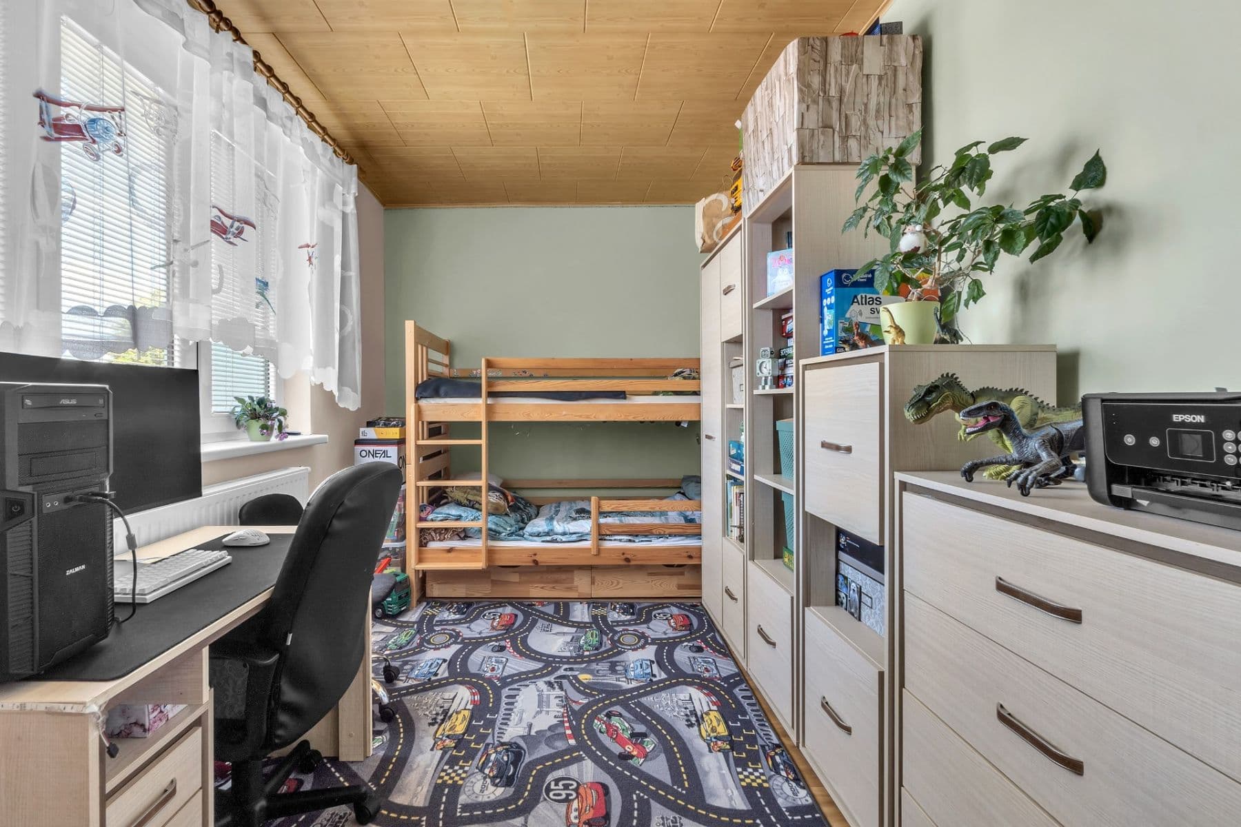 Prenájom bytu 3-izbový 81 m², Čelakovského, Lanškroun, Pardubický kraj Prenájom bytu 3-izbový 81 m², Čelakovského, Lanškroun, Pardubický kraj