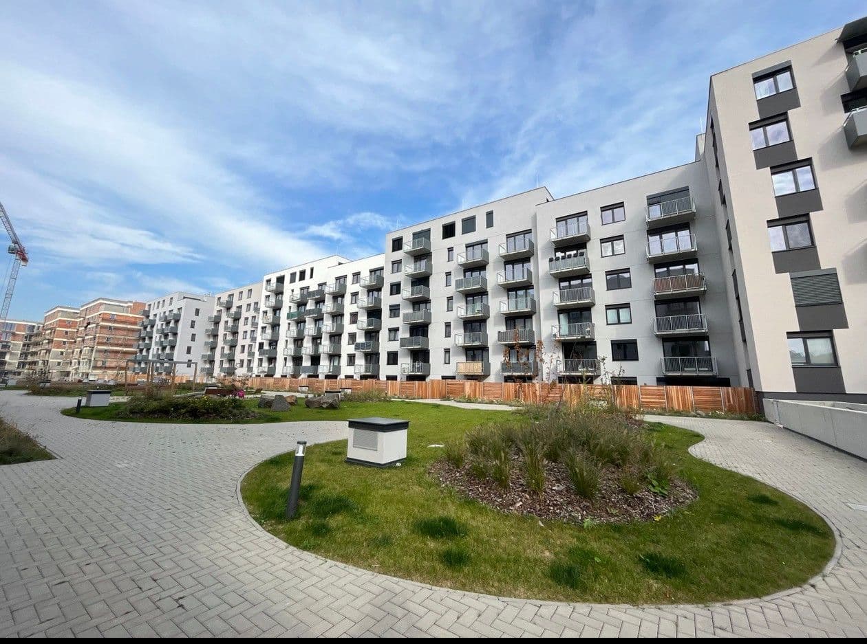 Prenájom bytu 1-izbový 38 m², Střední, Brno, Jihomoravský kraj Prenájom bytu 1-izbový 38 m², Střední, Brno, Jihomoravský kraj