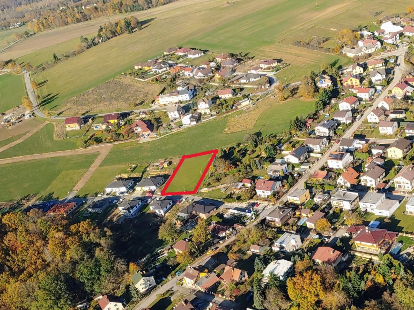 Predaj pozemku 1.696 m², Hosín, Jihočeský kraj Predaj pozemku 1.696 m², Hosín, Jihočeský kraj