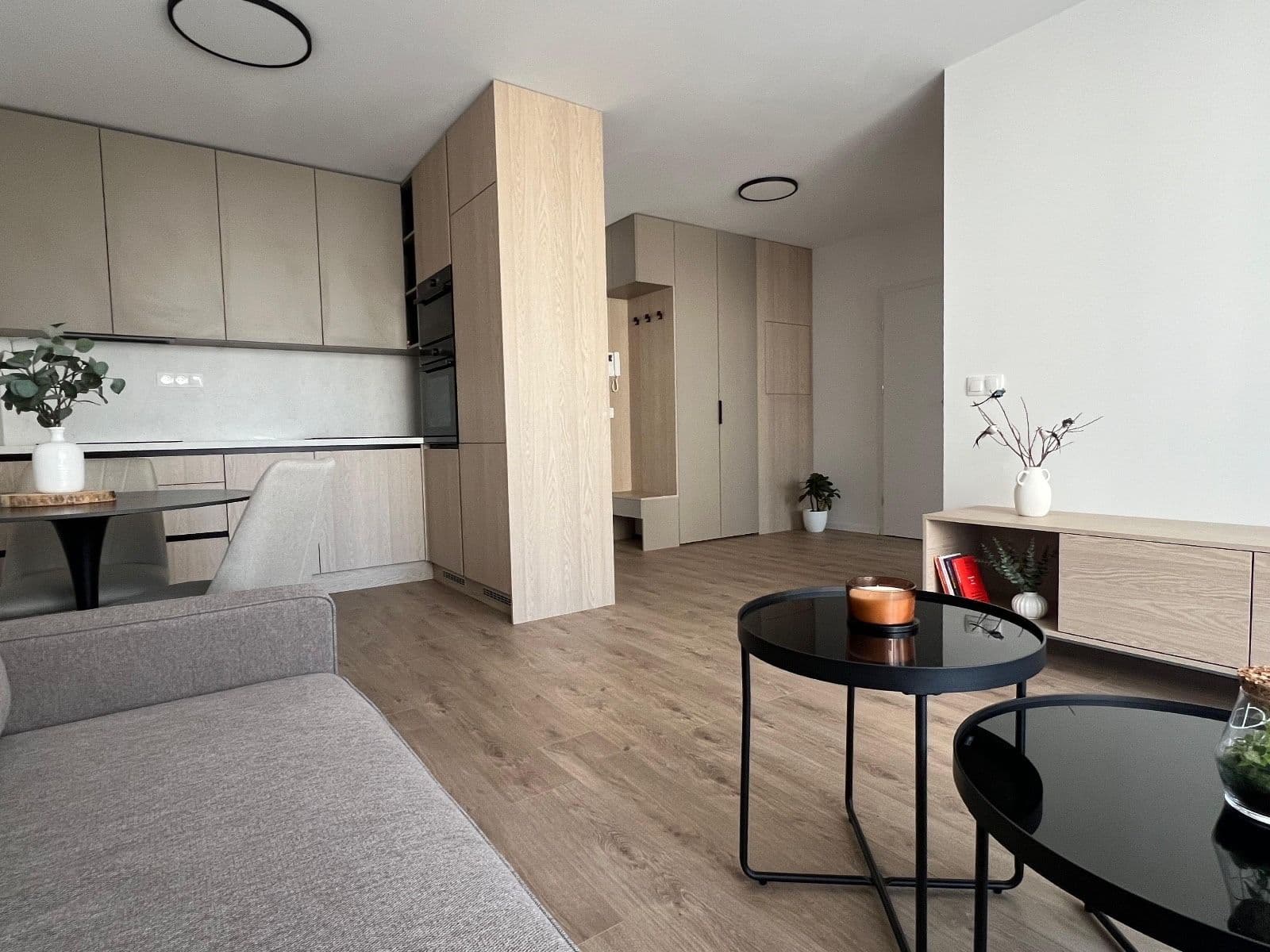 Prenájom bytu 2-izbový 54 m², Včelárska, Trnava, Trnavský kraj Prenájom bytu 2-izbový 54 m², Včelárska, Trnava, Trnavský kraj