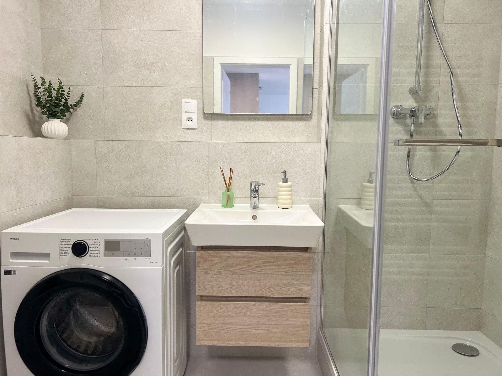 Prenájom bytu 2-izbový 54 m², Včelárska, Trnava, Trnavský kraj Prenájom bytu 2-izbový 54 m², Včelárska, Trnava, Trnavský kraj