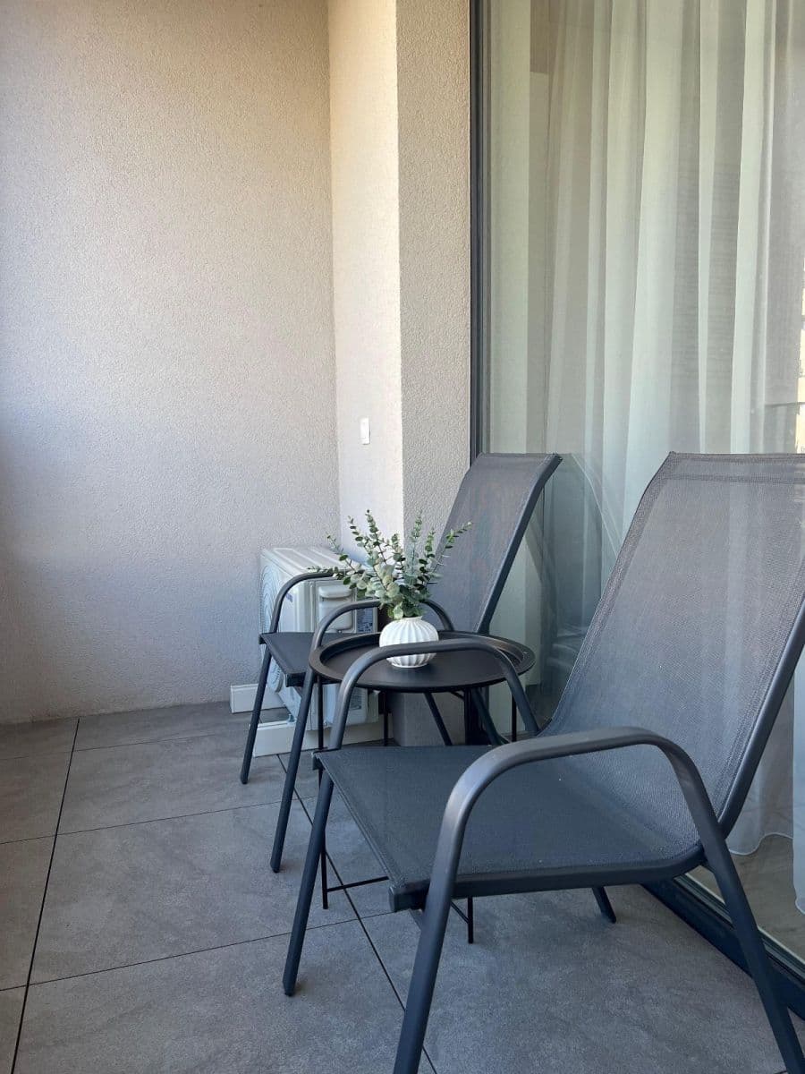 Prenájom bytu 2-izbový 54 m², Včelárska, Trnava, Trnavský kraj Prenájom bytu 2-izbový 54 m², Včelárska, Trnava, Trnavský kraj