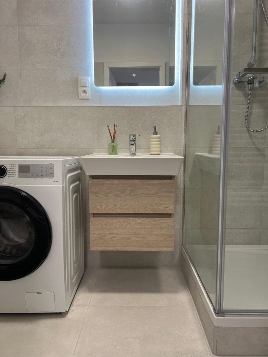 Prenájom bytu 2-izbový 54 m², Včelárska, Trnava, Trnavský kraj Prenájom bytu 2-izbový 54 m², Včelárska, Trnava, Trnavský kraj