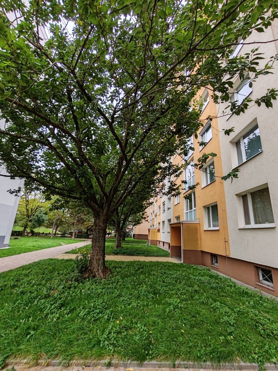 Predaj bytu 3-izbový 81 m², Tupolevova, Praha, Praha Predaj bytu 3-izbový 81 m², Tupolevova, Praha, Praha