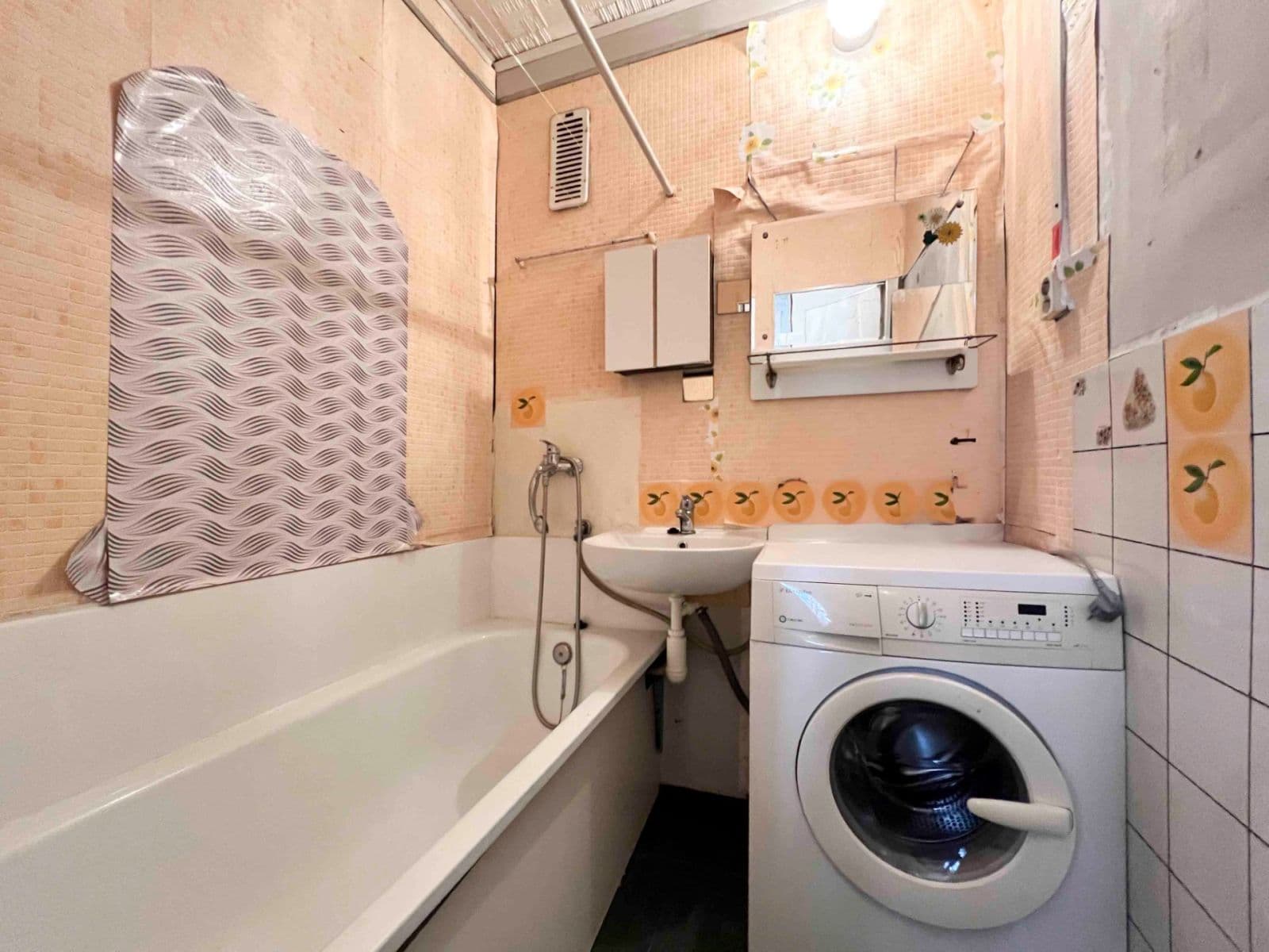 Predaj bytu 3-izbový 81 m², Tupolevova, Praha, Praha Predaj bytu 3-izbový 81 m², Tupolevova, Praha, Praha