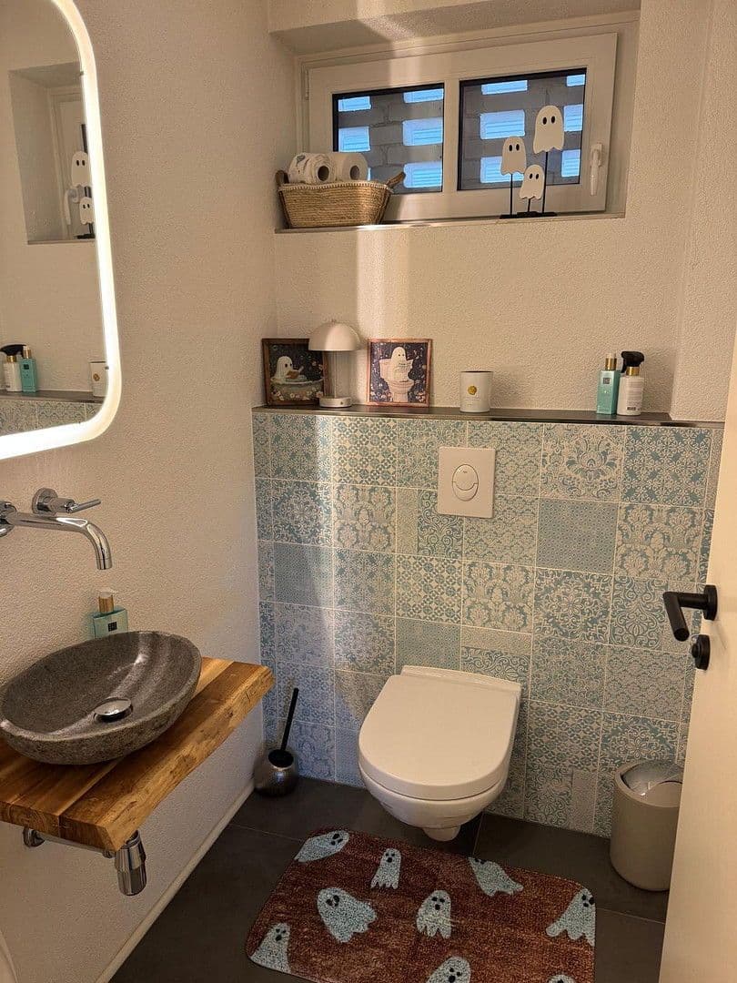 Predaj domu 125 m², pozemek 920 m², Jesteburg, Dolné Sasko Predaj domu 125 m², pozemek 920 m², Jesteburg, Dolné Sasko