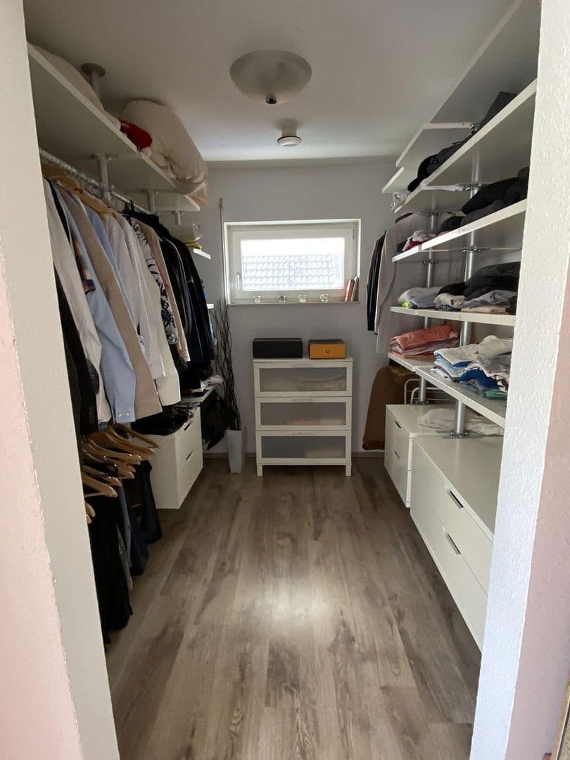 Predaj domu 220 m², pozemek 504 m², Schopfheim, Bádensko-Wurttembersko Predaj domu 220 m², pozemek 504 m², Schopfheim, Bádensko-Wurttembersko