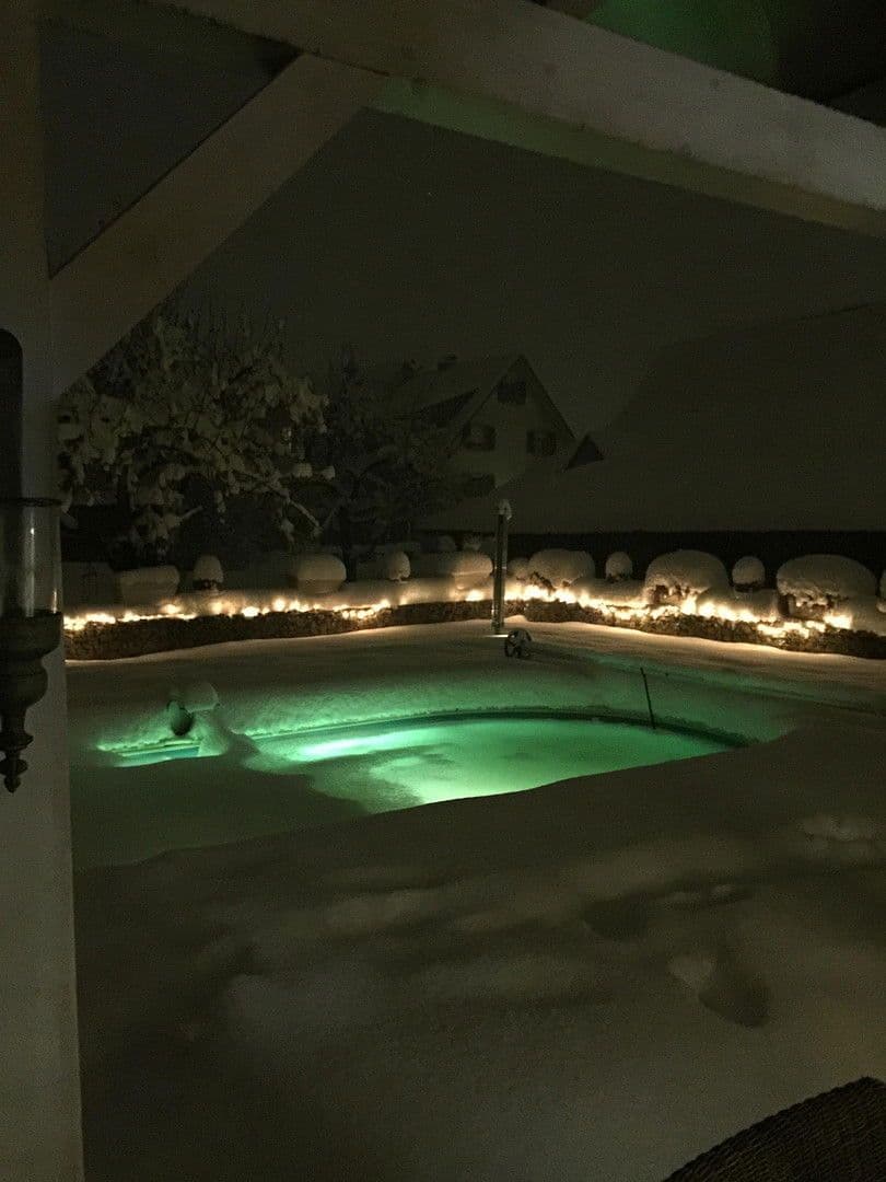 Predaj domu 220 m², pozemek 504 m², Schopfheim, Bádensko-Wurttembersko Predaj domu 220 m², pozemek 504 m², Schopfheim, Bádensko-Wurttembersko