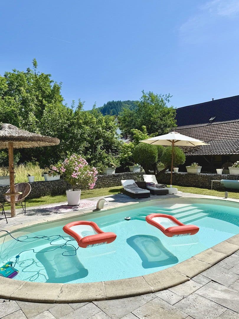 Predaj domu 220 m², pozemek 504 m², Schopfheim, Bádensko-Wurttembersko Predaj domu 220 m², pozemek 504 m², Schopfheim, Bádensko-Wurttembersko