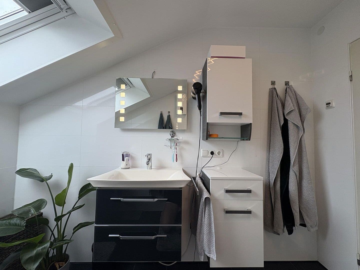 Predaj bytu 3-izbový 58 m², Schechen, Bavorsko Predaj bytu 3-izbový 58 m², Schechen, Bavorsko