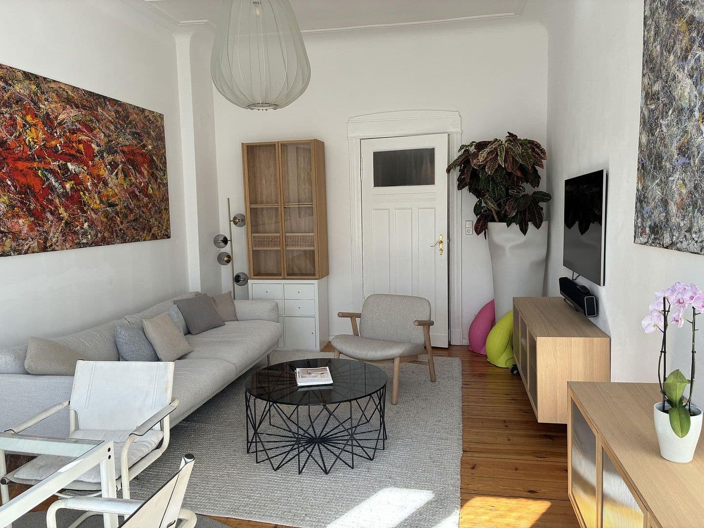 Prenájom bytu 2-izbový 70 m², Berlin, Berlín Prenájom bytu 2-izbový 70 m², Berlin, Berlín