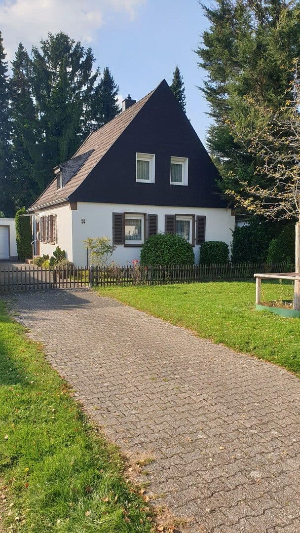 Predaj domu 100 m², pozemek 734 m², Krefeld, Severné Porýnie - Westfálsko Predaj domu 100 m², pozemek 734 m², Krefeld, Severné Porýnie - Westfálsko