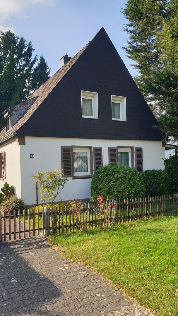 Predaj domu 100 m², pozemek 734 m², Krefeld, Severné Porýnie - Westfálsko Predaj domu 100 m², pozemek 734 m², Krefeld, Severné Porýnie - Westfálsko