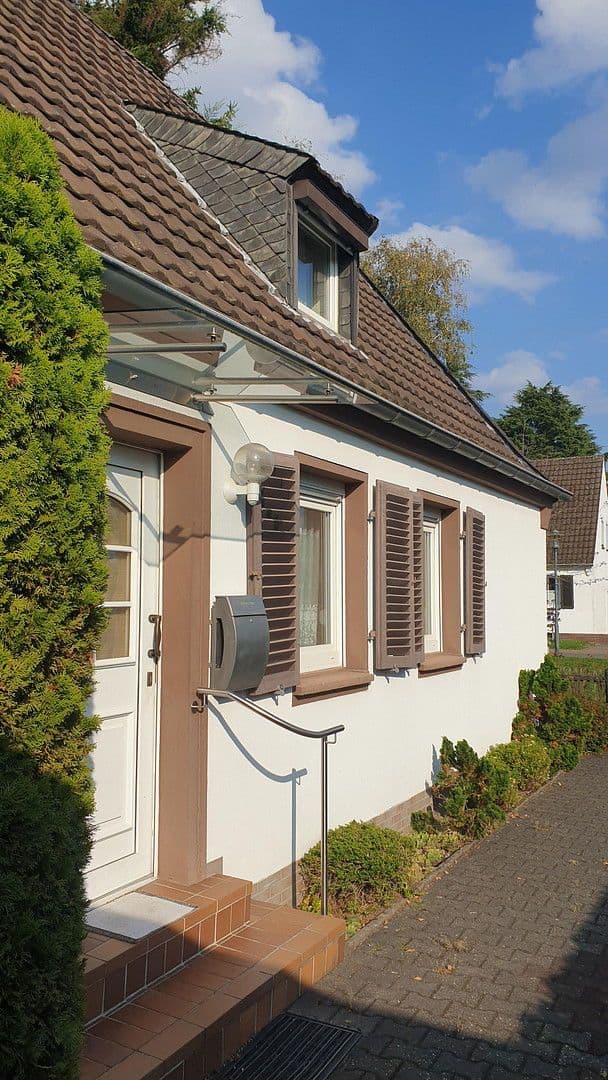 Predaj domu 100 m², pozemek 734 m², Krefeld, Severné Porýnie - Westfálsko Predaj domu 100 m², pozemek 734 m², Krefeld, Severné Porýnie - Westfálsko