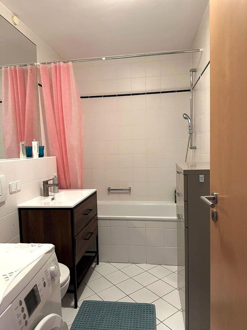 Predaj bytu 1-izbový 51 m², Ohmstr. 64, Frankfurt, Hesensko Predaj bytu 1-izbový 51 m², Ohmstr. 64, Frankfurt, Hesensko