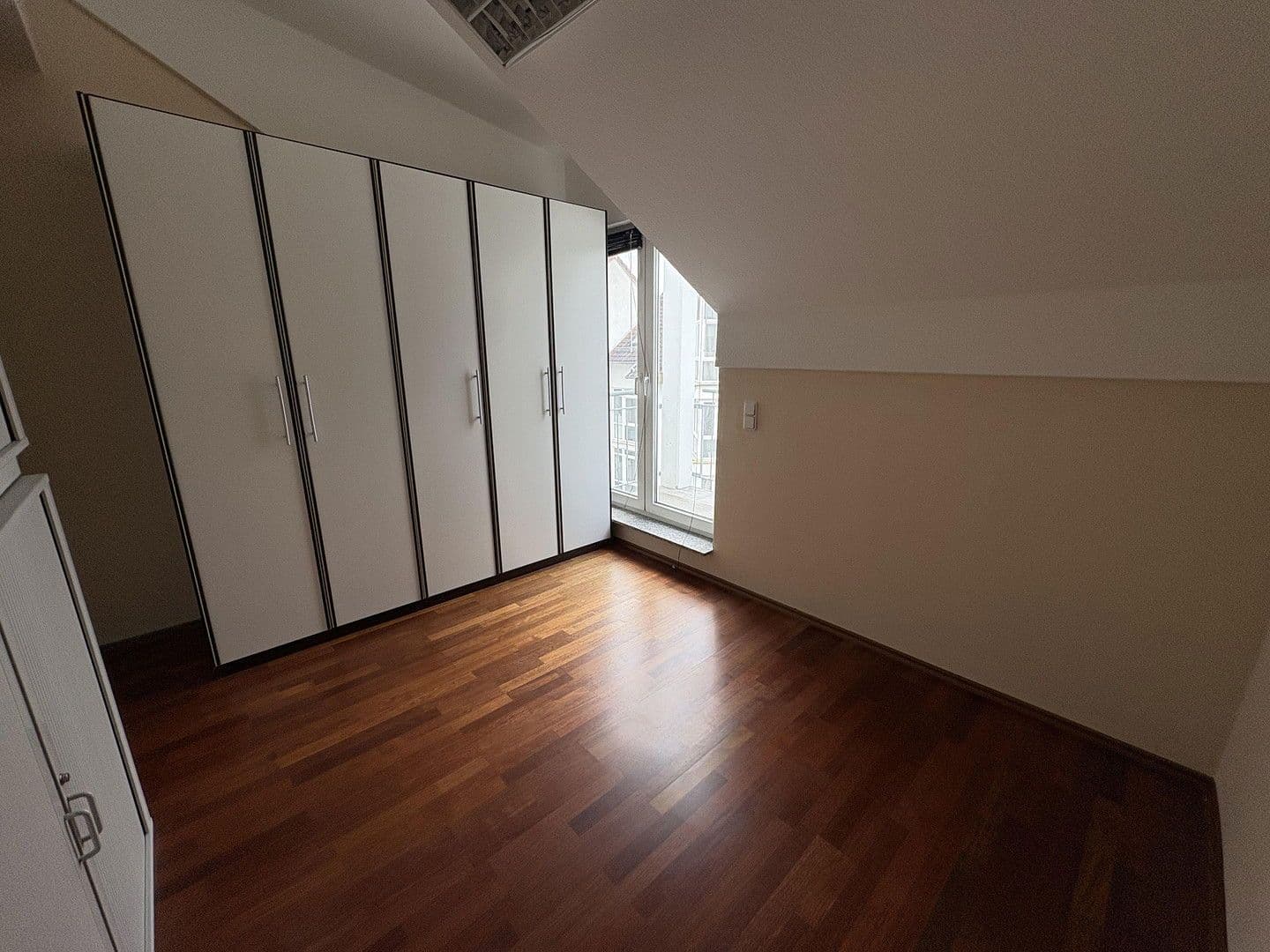 Prenájom bytu 3-izbový 82 m², Niedernhausen, Hesensko Prenájom bytu 3-izbový 82 m², Niedernhausen, Hesensko