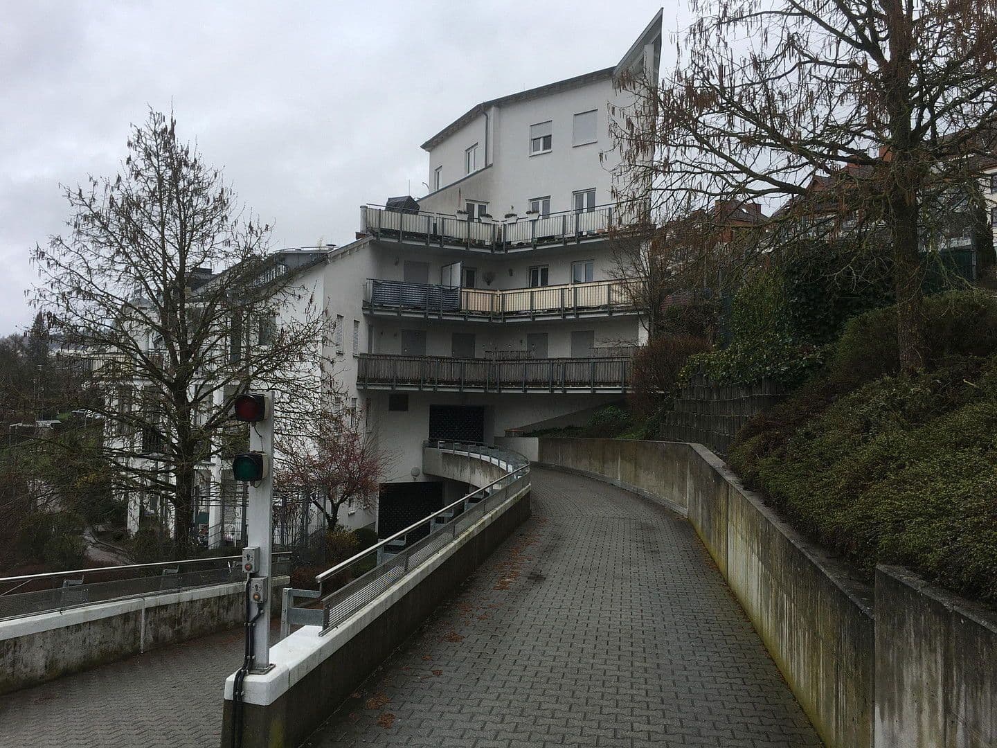 Prenájom bytu 3-izbový 82 m², Niedernhausen, Hesensko Prenájom bytu 3-izbový 82 m², Niedernhausen, Hesensko