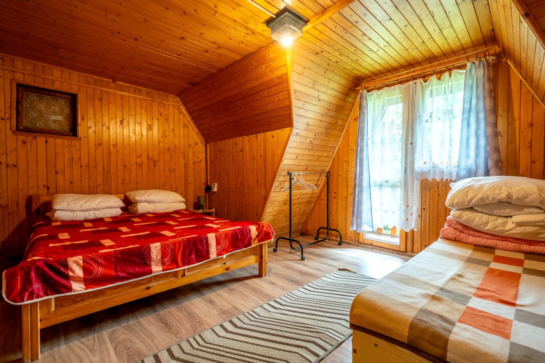 Prenájom rekreačného objektu 100 m², pozemek 200 m², 2311, Tvrdošín, Žilinský kraj Prenájom rekreačného objektu 100 m², pozemek 200 m², 2311, Tvrdošín, Žilinský kraj