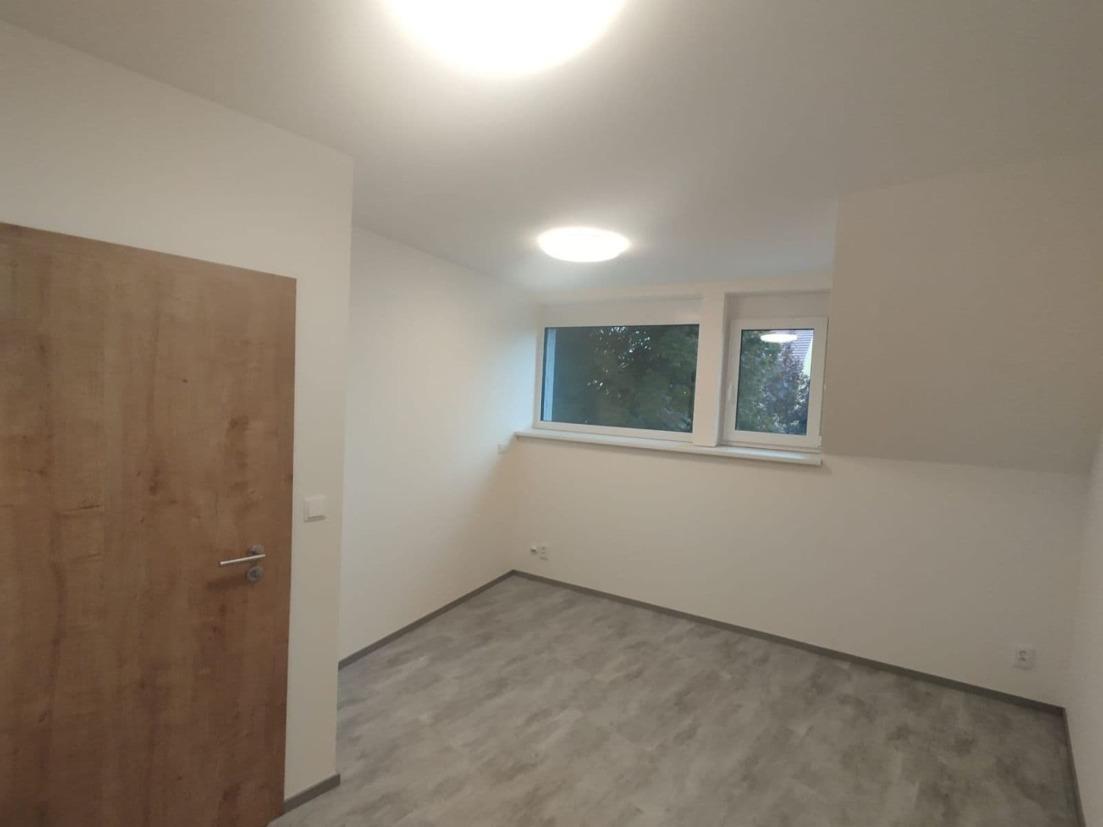 Prenájom bytu 3-izbový 60 m², Táborská, Brno, Jihomoravský kraj Prenájom bytu 3-izbový 60 m², Táborská, Brno, Jihomoravský kraj