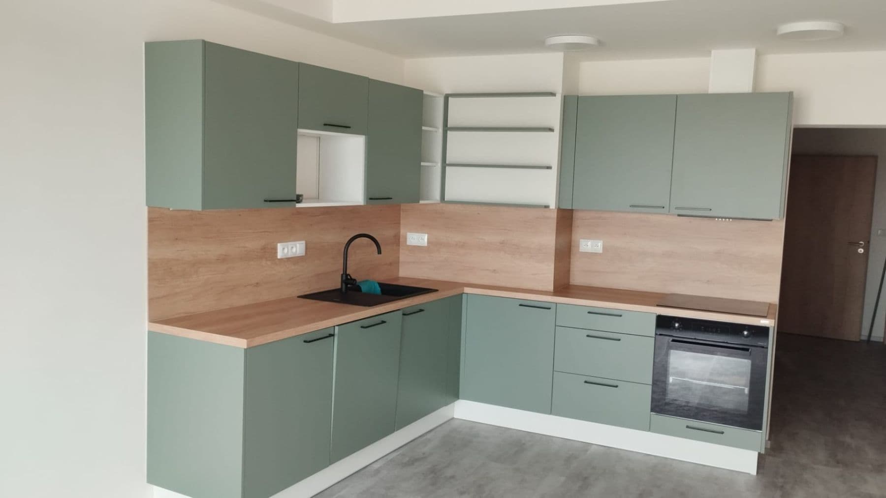 Prenájom bytu 3-izbový 60 m², Táborská, Brno, Jihomoravský kraj Prenájom bytu 3-izbový 60 m², Táborská, Brno, Jihomoravský kraj