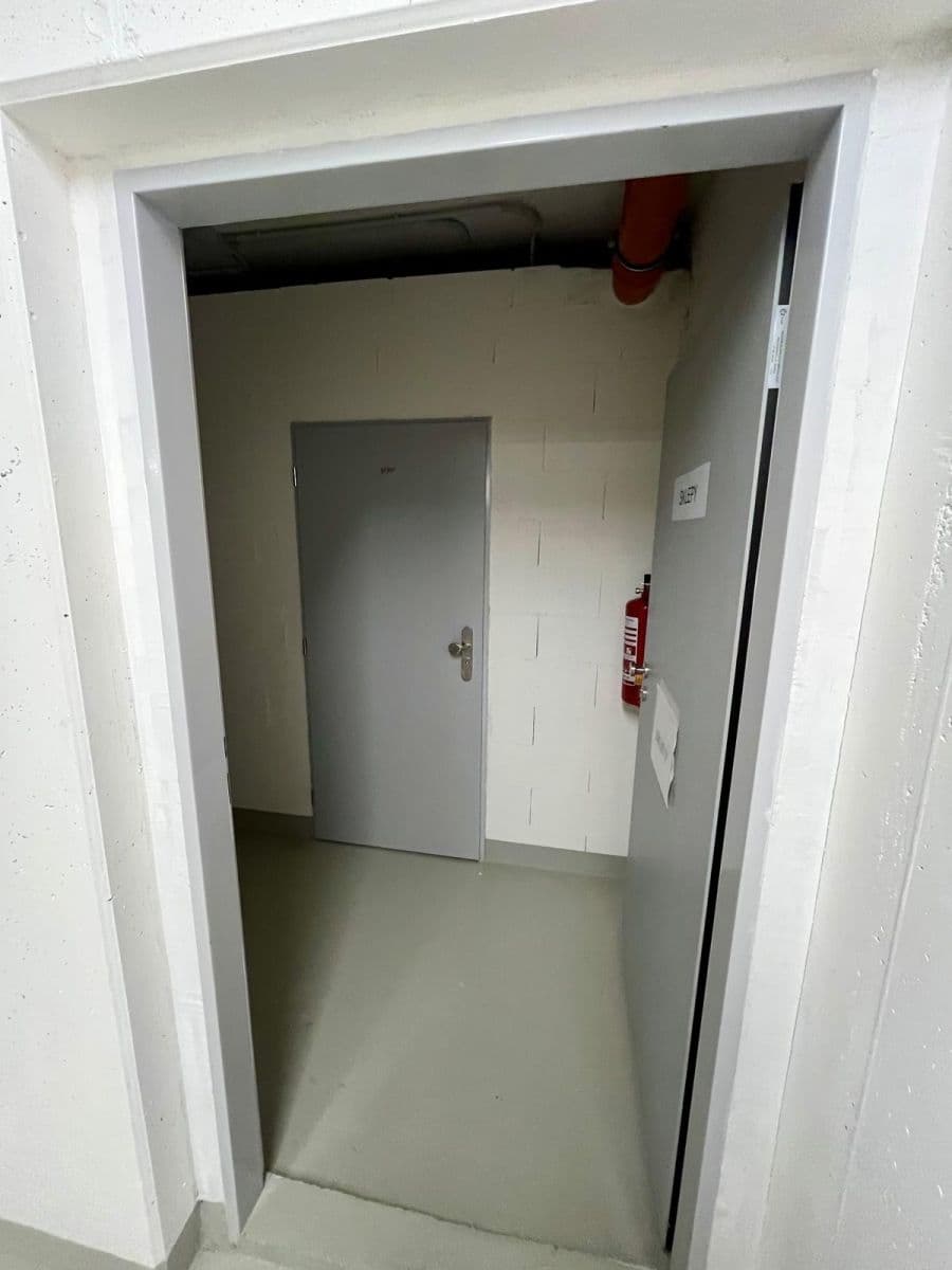 Prenájom bytu 1-izbový 34 m², Hermanové, Praha, Praha Prenájom bytu 1-izbový 34 m², Hermanové, Praha, Praha