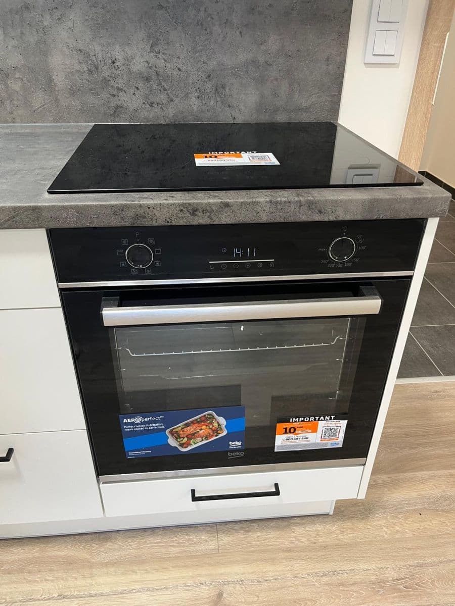 Prenájom bytu 1-izbový 34 m², Hermanové, Praha, Praha Prenájom bytu 1-izbový 34 m², Hermanové, Praha, Praha