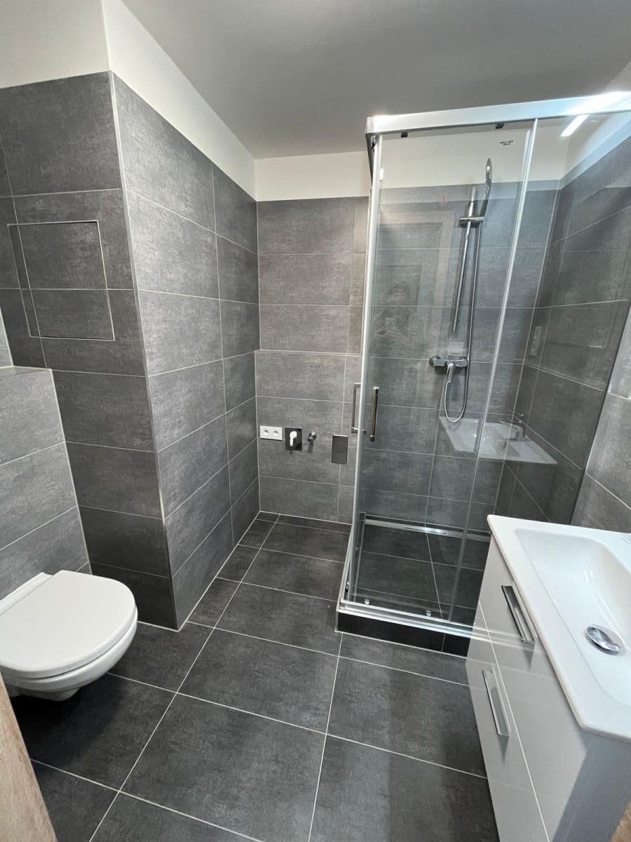 Prenájom bytu 1-izbový 34 m², Hermanové, Praha, Praha Prenájom bytu 1-izbový 34 m², Hermanové, Praha, Praha