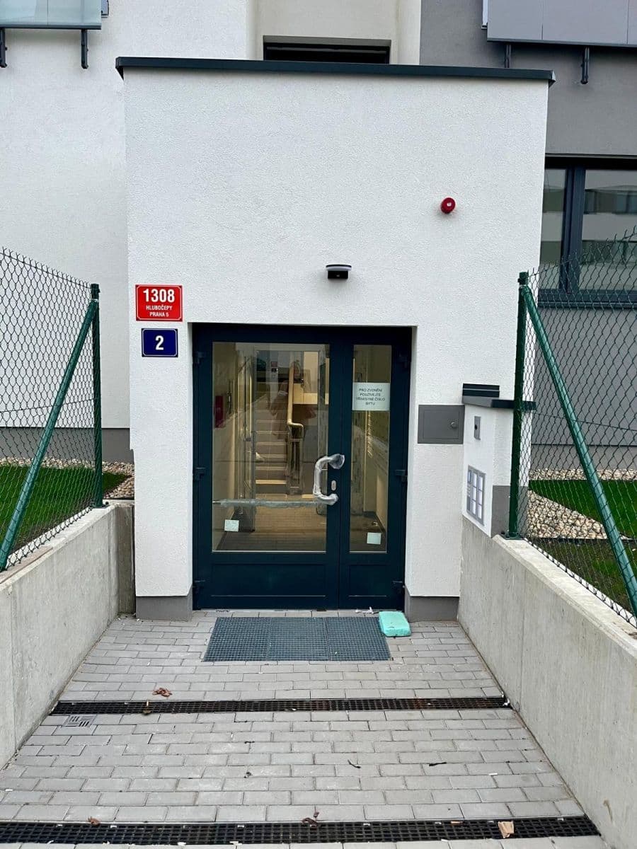 Prenájom bytu 1-izbový 34 m², Hermanové, Praha, Praha Prenájom bytu 1-izbový 34 m², Hermanové, Praha, Praha