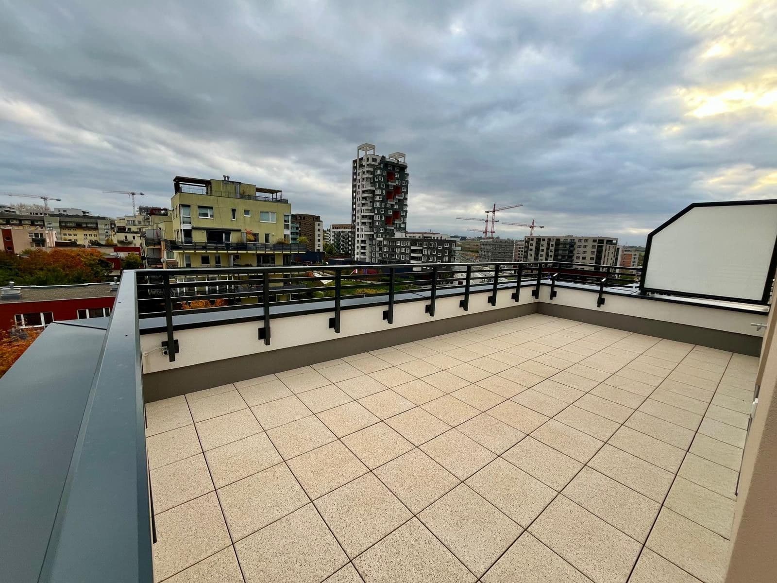 Prenájom bytu 1-izbový 34 m², Hermanové, Praha, Praha Prenájom bytu 1-izbový 34 m², Hermanové, Praha, Praha