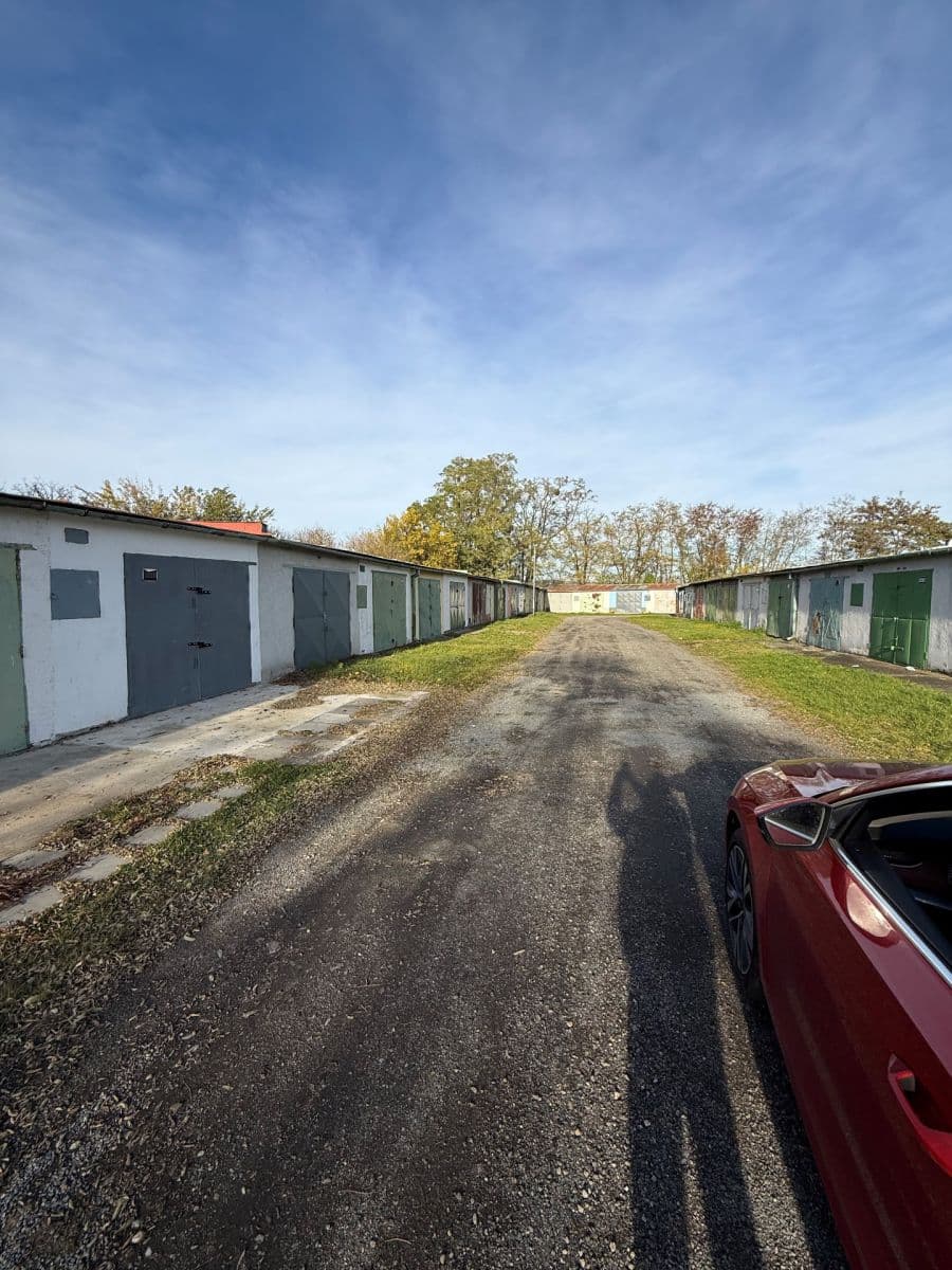 Predaj garáže 18 m², Uničov, Olomoucký kraj Predaj garáže 18 m², Uničov, Olomoucký kraj
